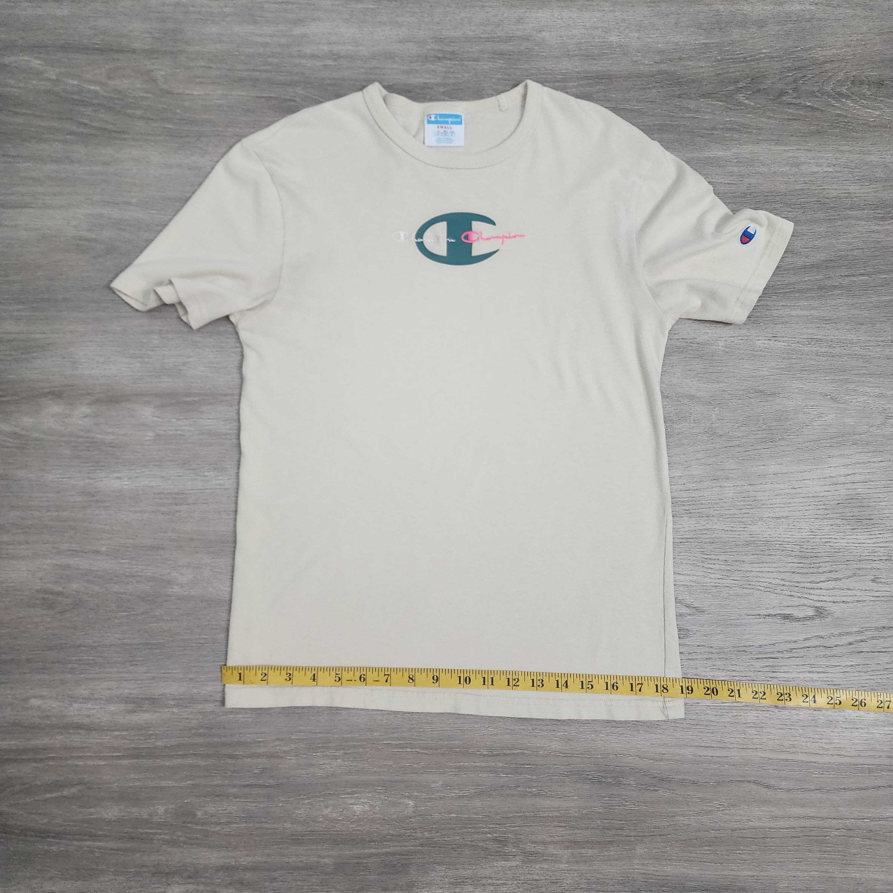 Champion Cream Logo Graphic Tee – Size S