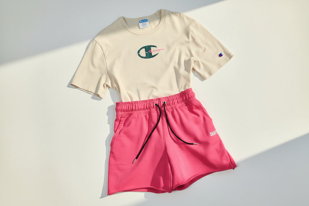 Champion Cream Logo Graphic Tee – Size S