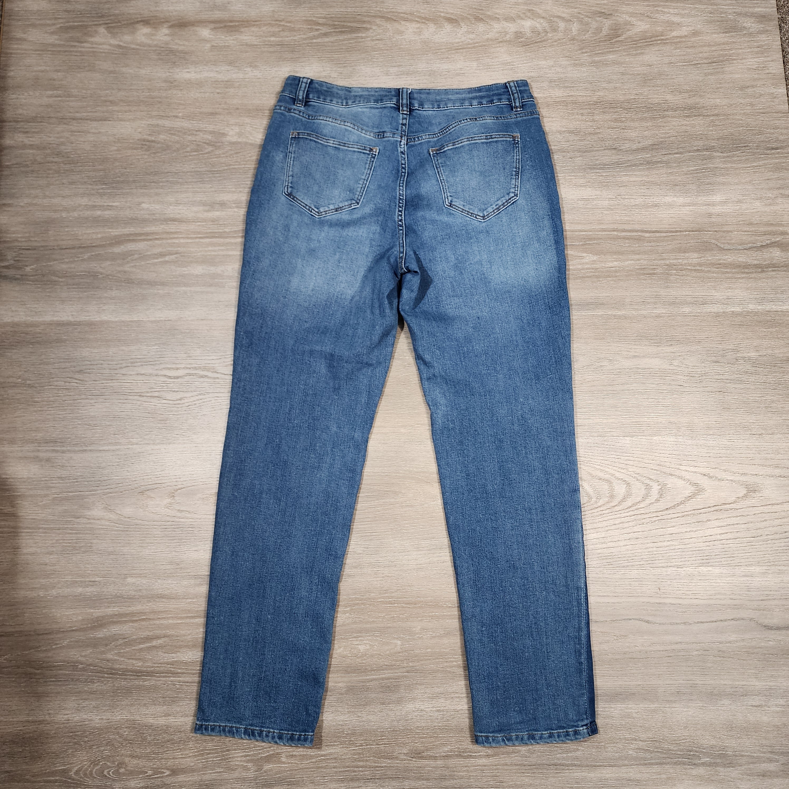 Dressbarn Patchwork Straight Leg Jeans – Size 6